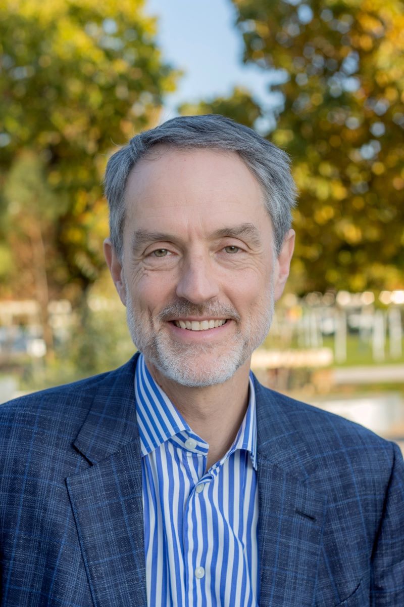 Professor Rufus Black
