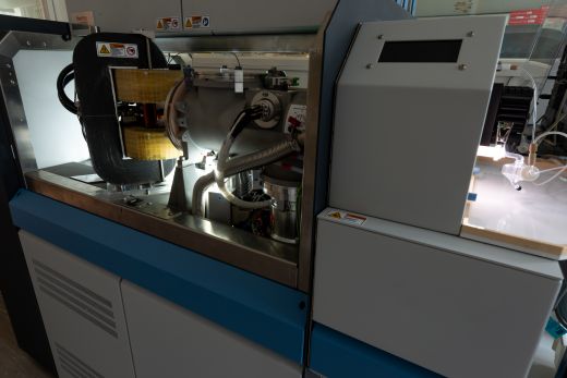 Image of the new ICPMS instrument 