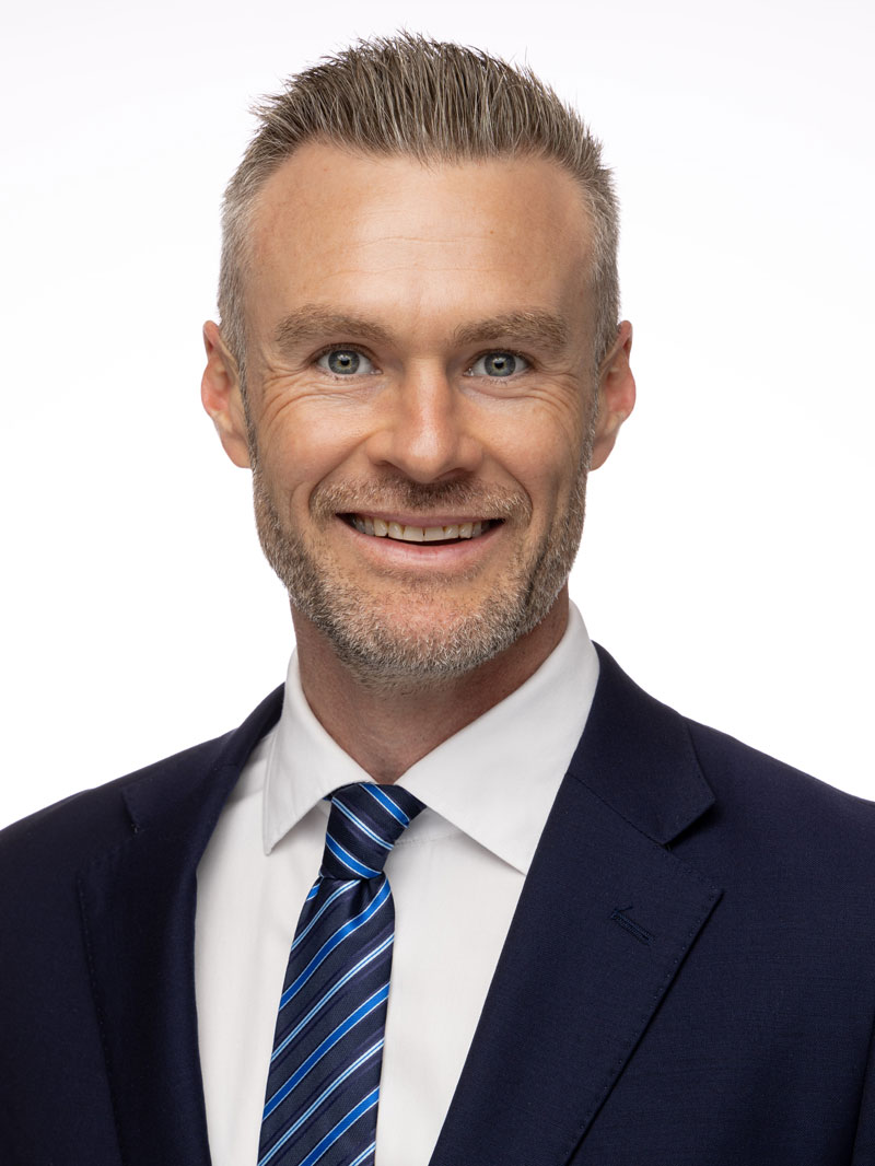 Headshot of Cameron Livingstone